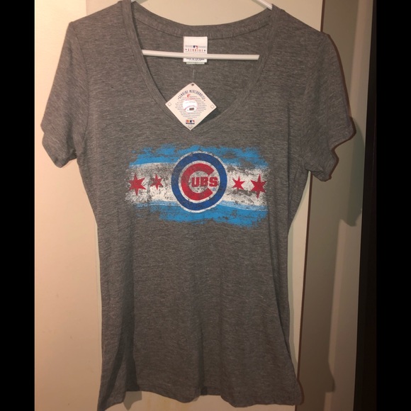 AUTHENTIC CUBBIES TEE - Picture 1 of 2